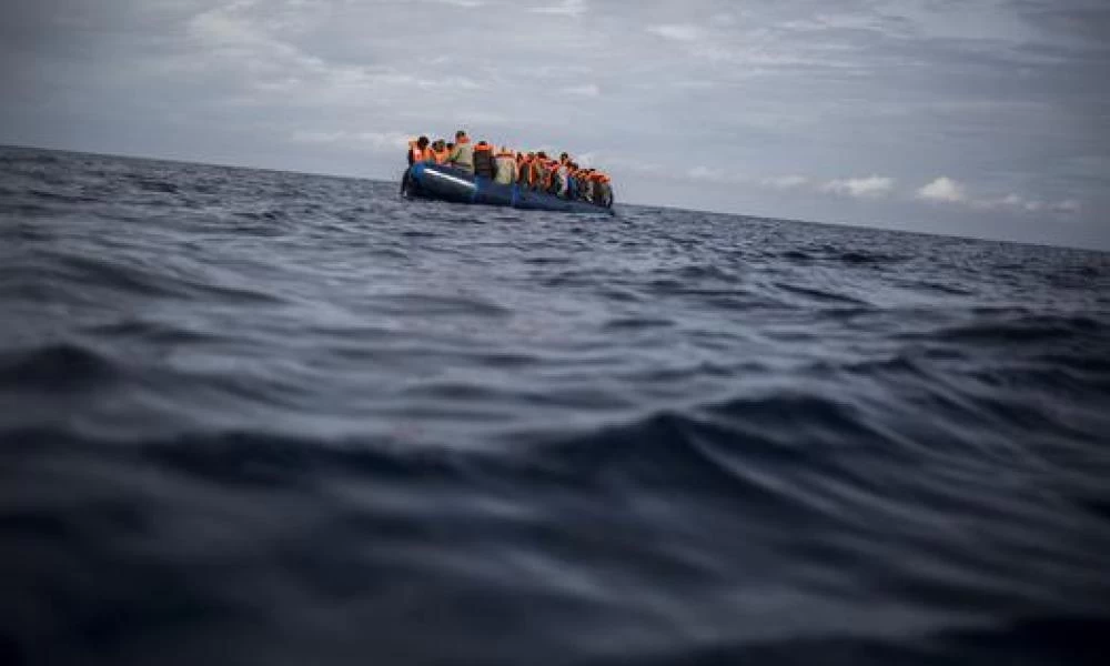 Ισπανία: Συναγερμός - Aγνοούνται πρόσφυγες ανοικτά των Καναρίων